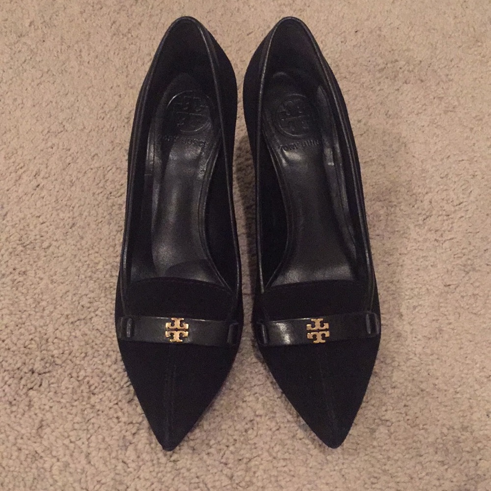 Low-heel height shoes